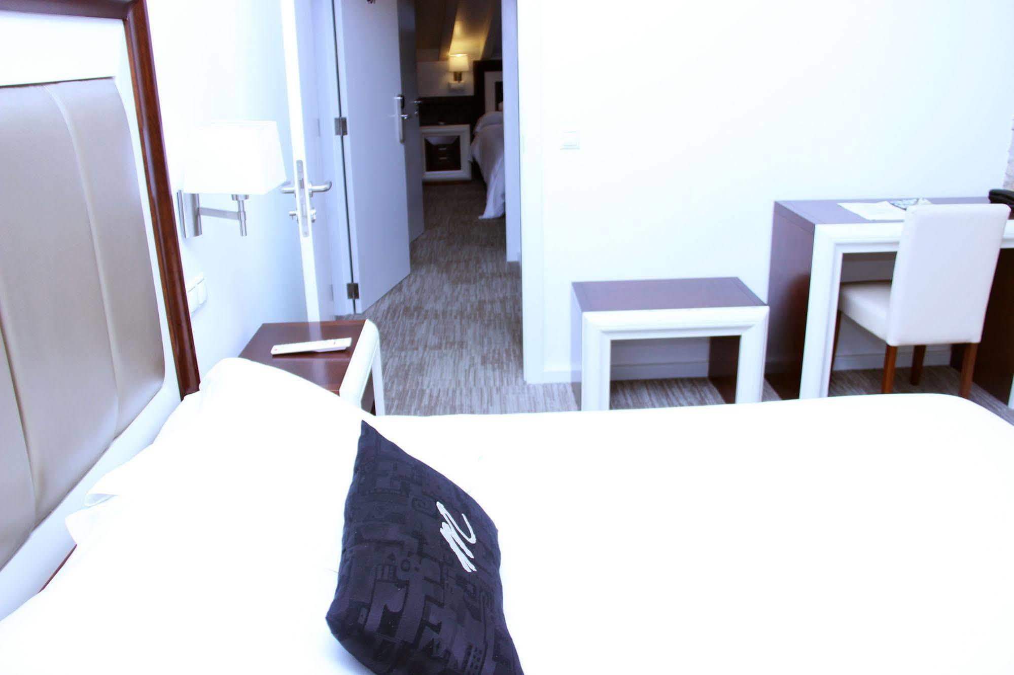 Hotel Montenegro Compostela Santiago de Compostela Kültér fotó
